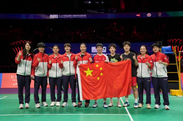 九游娱乐下载-国羽姑娘完胜印尼 六场比赛不丢一盘强势重夺尤杯