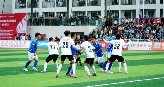 九游娱乐入口-“雅超”宝兴赛区揭幕战打响 “雄鹰”展翅赢得“开门红”